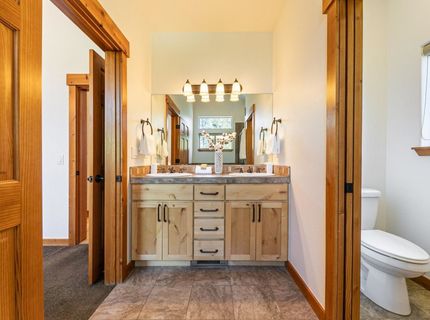 10138 Colton Creek Road, Truckee, CA 96161 Photo