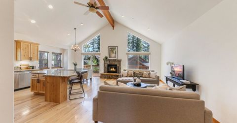 10138 Colton Creek Road, Truckee, CA 96161 Photo