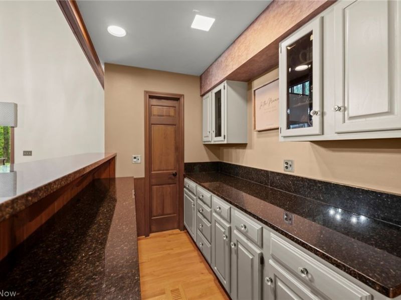 19312 Ivywood Trail, Strongsville, OH 44149 Photo 13