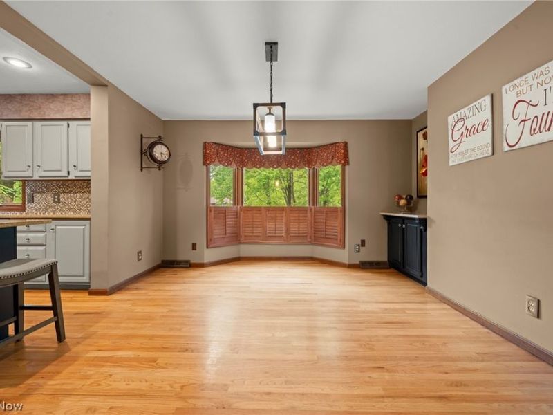19312 Ivywood Trail, Strongsville, OH 44149 Photo 14