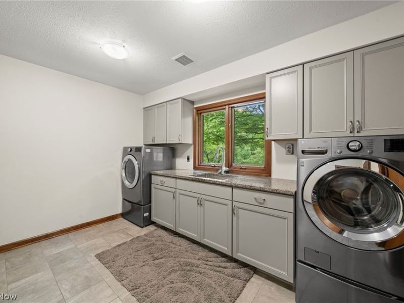19312 Ivywood Trail, Strongsville, OH 44149 Photo 19