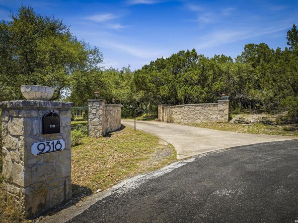9318 Fox Briar, Boerne, TX 78006