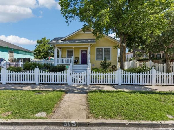 815 BURNET ST, San Antonio, TX 78202