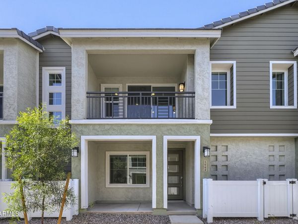 8149 E PETUNIA Avenue, Unit 1068, Mesa, AZ 85212