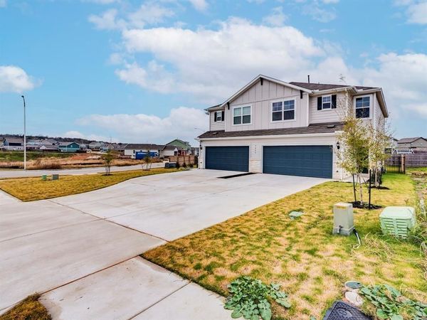 7209 Grenadine Bloom BND, Unit B, Del Valle, TX 78617