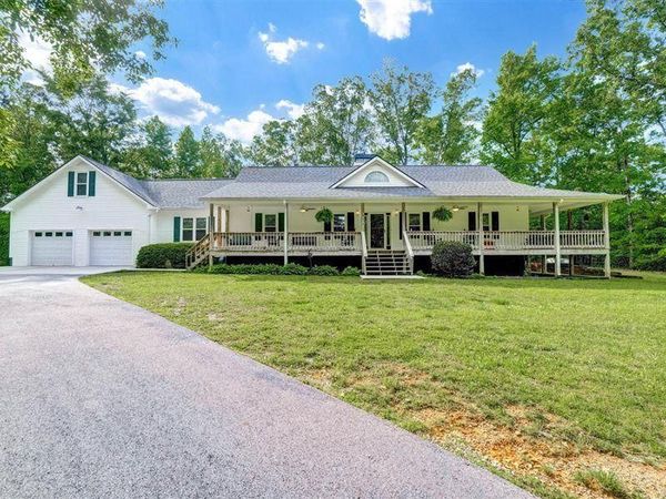 418 Campbell Road , Cedartown, GA 30125