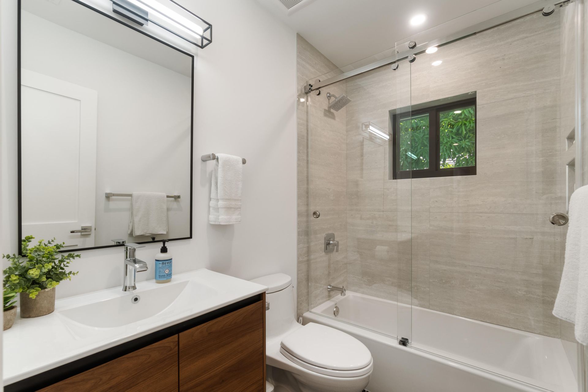 820 Canary Walk, Delray Beach, FL 33483 Photo
