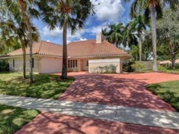 6813 Viento Way, Boca Raton, FL 33433