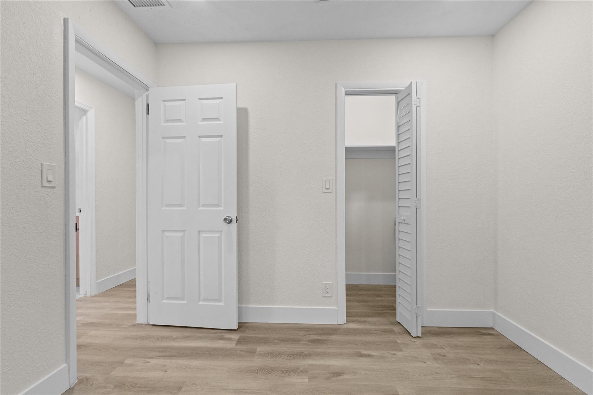 2941 NW 11th Court, Fort Lauderdale, FL 33311 Photo