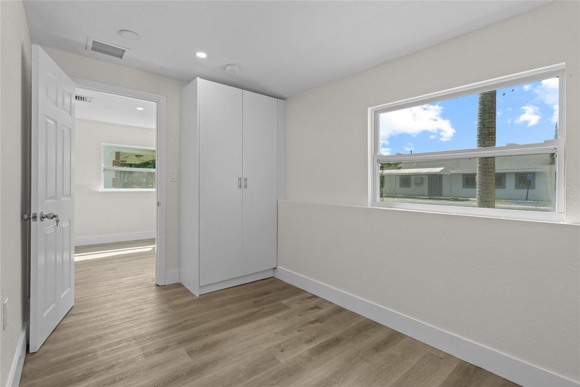 2941 NW 11th Court, Fort Lauderdale, FL 33311 Photo