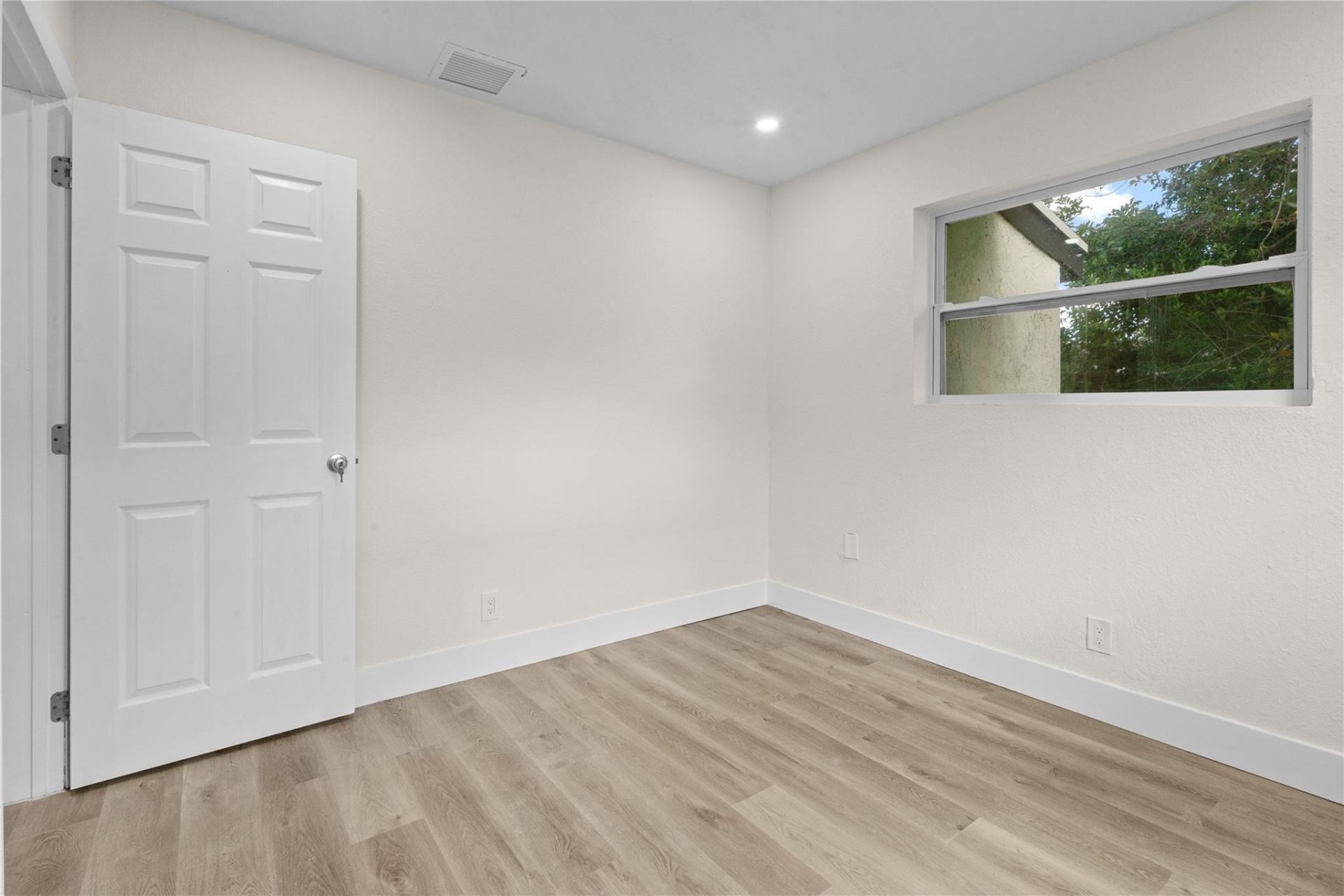 2941 NW 11th Court, Fort Lauderdale, FL 33311 Photo