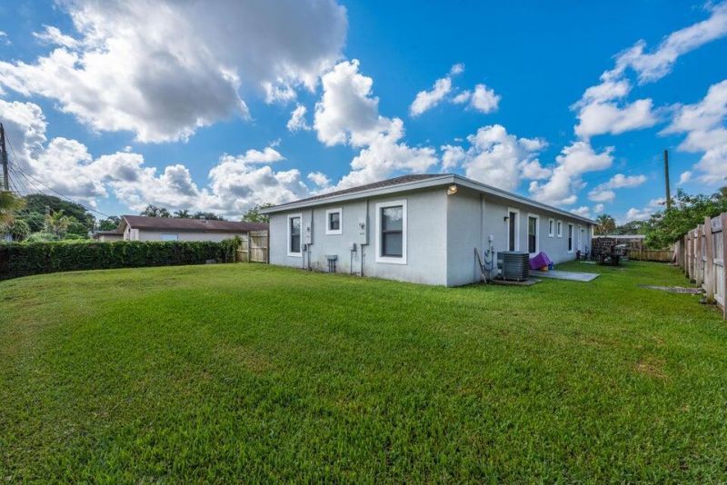 4743 Myla Lane, West Palm Beach, FL 33417 Photo