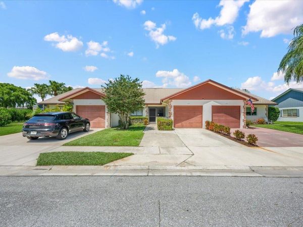 129 Moccasin Trail S, Jupiter, FL 33458