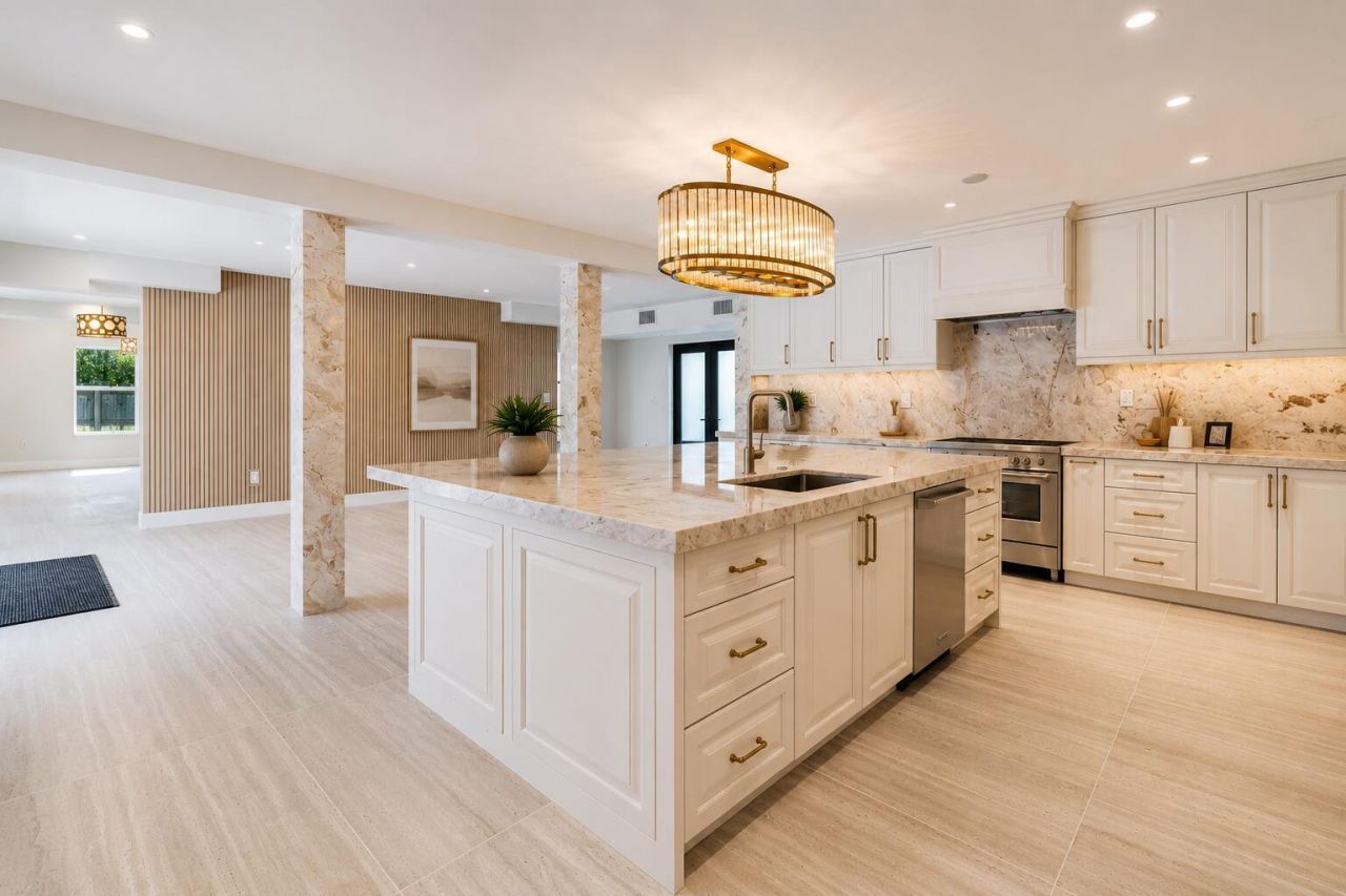3341 NE 170th Street, North Miami Beach, FL 33160 Photo