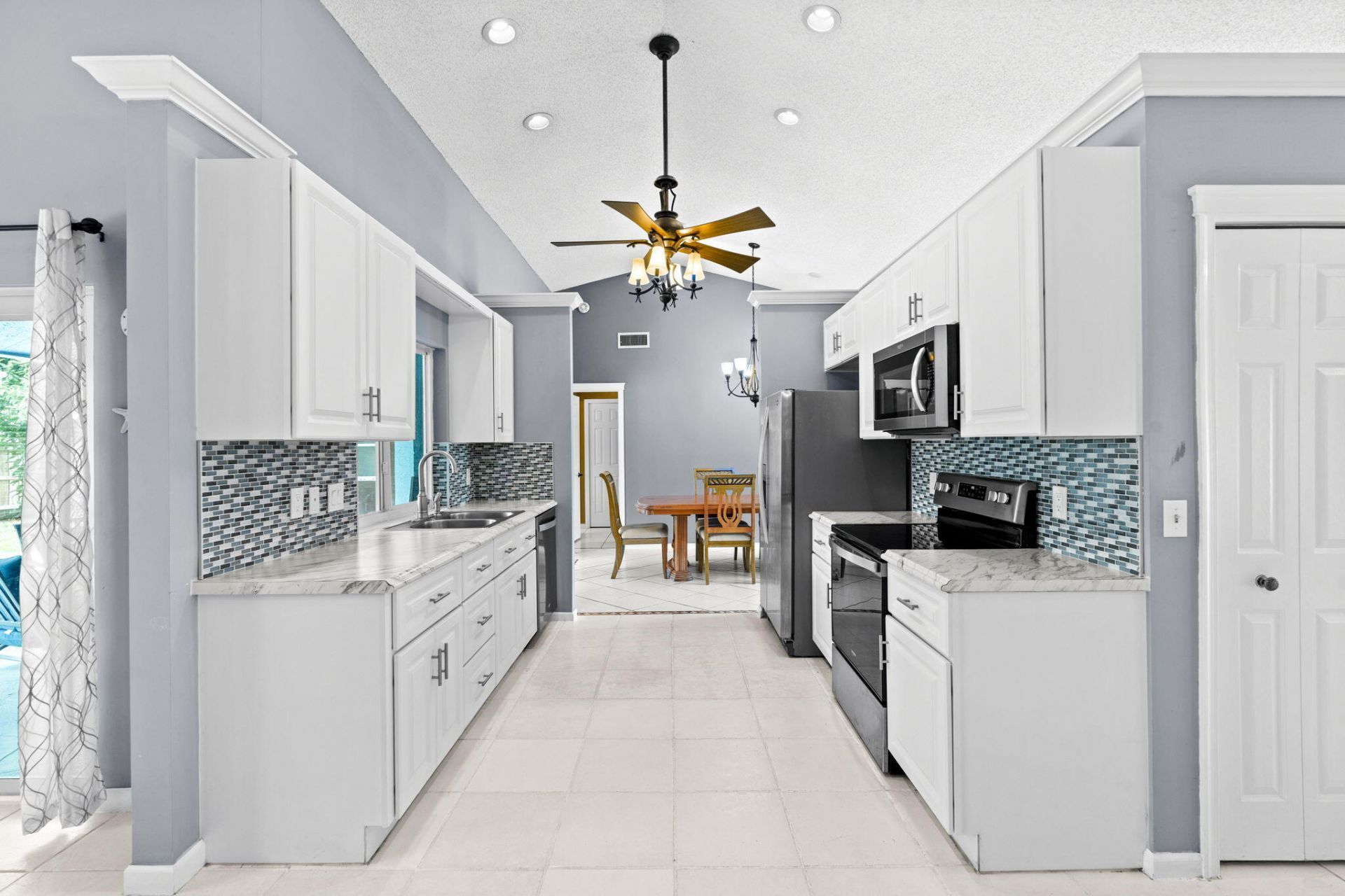 986 Cherry Lane, Wellington, FL 33414 Photo