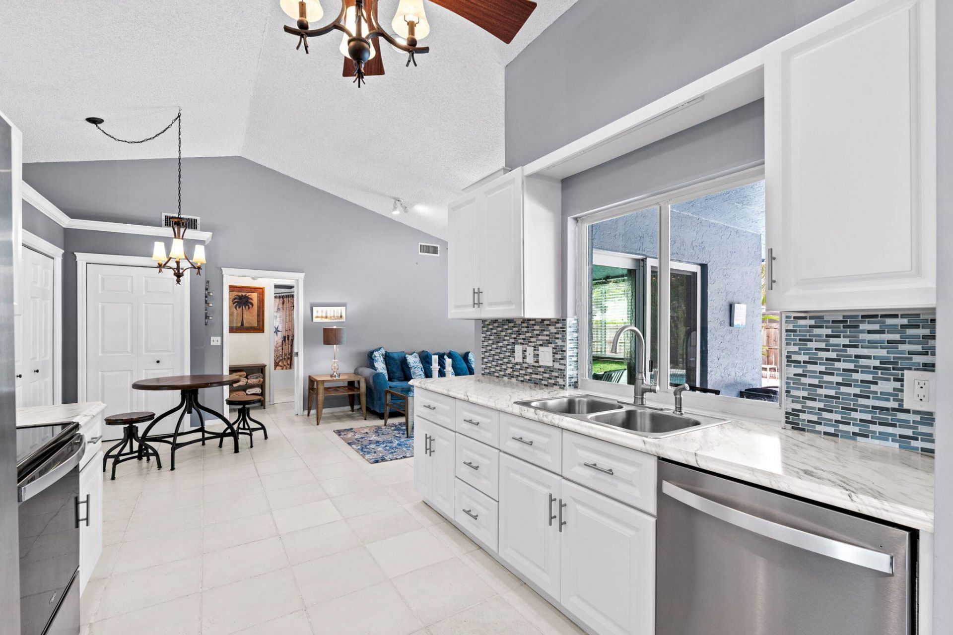 986 Cherry Lane, Wellington, FL 33414 Photo