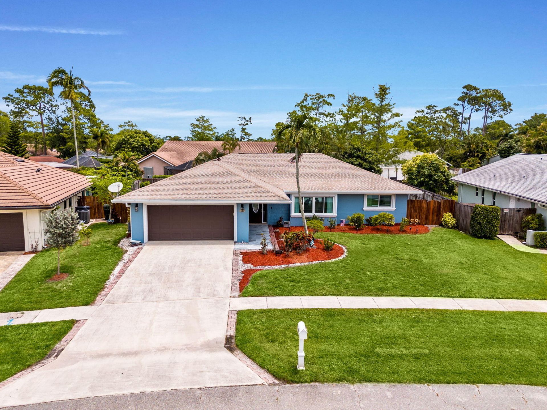 986 Cherry Lane, Wellington, FL 33414 Photo