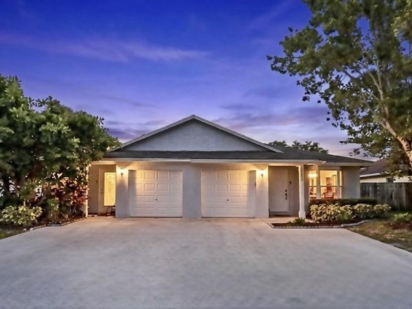10359 Boynton Pl Circle, Boynton Beach, FL 33437