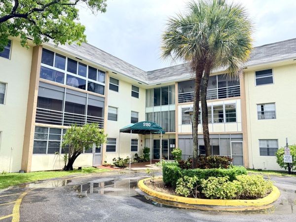 5180 E Sabal Palm Boulevard, Unit 228, Tamarac, FL 33319