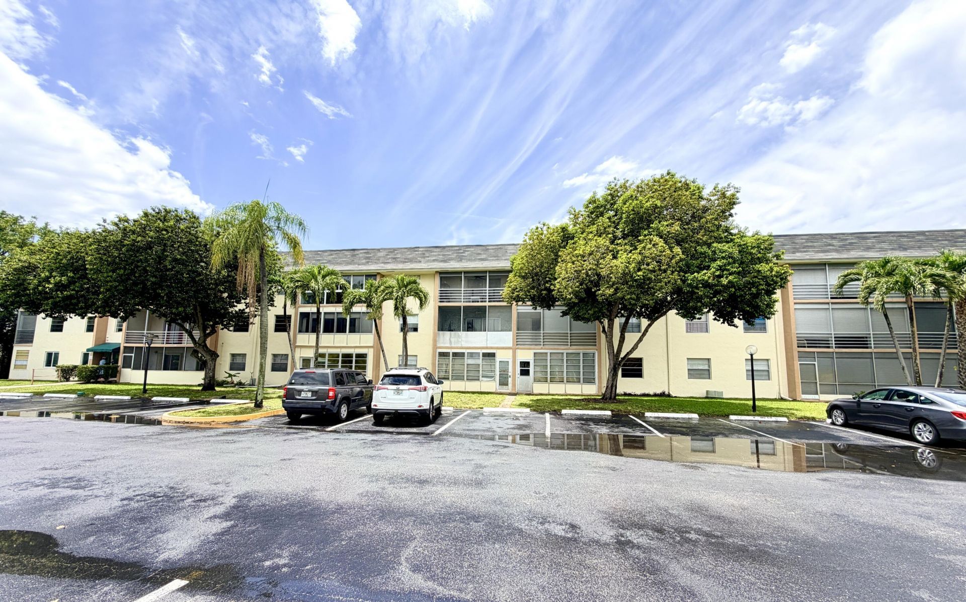 5180 E Sabal Palm Boulevard, Unit 228, Tamarac, FL 33319 Photo
