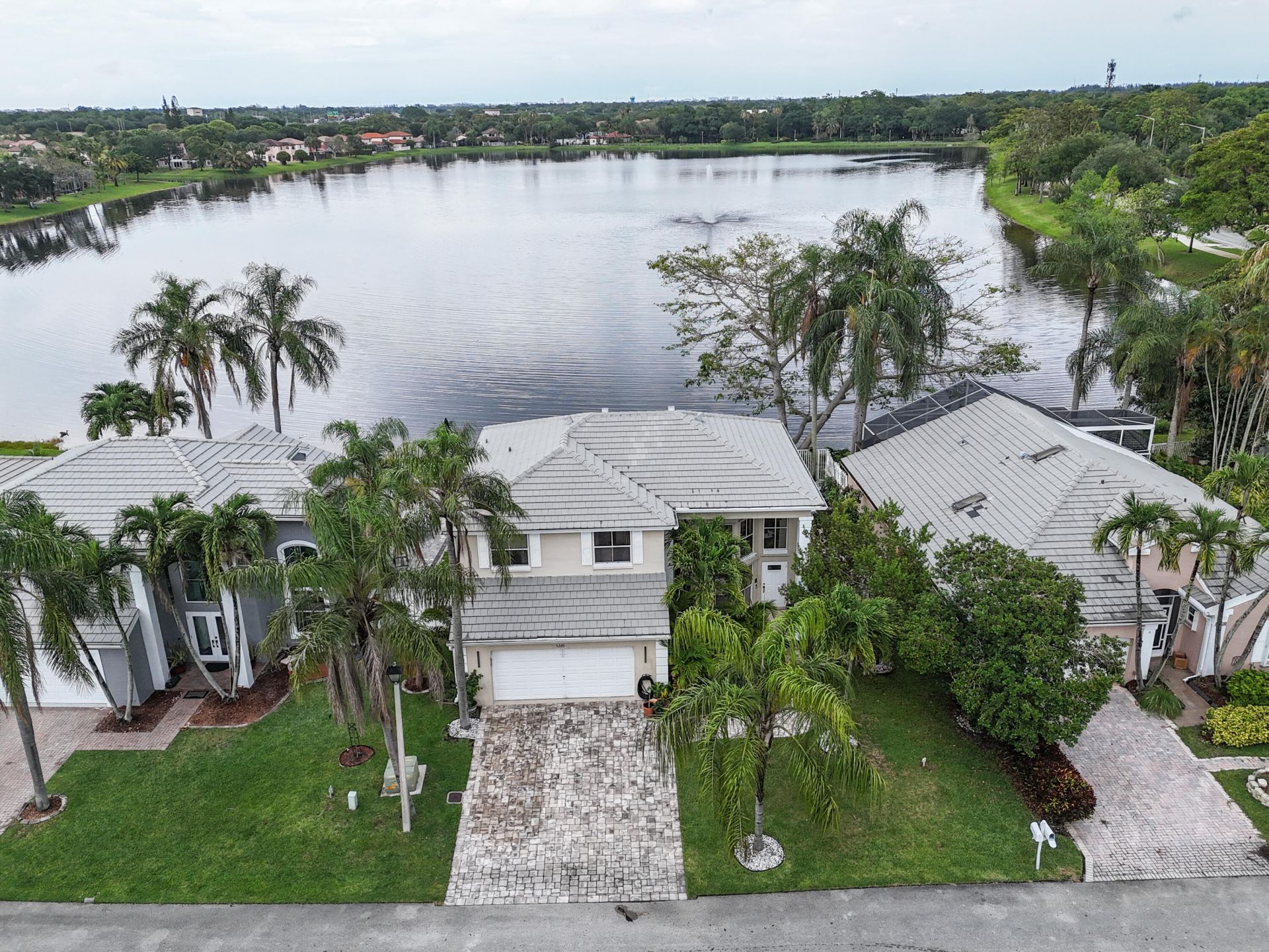 5220 NW 53rd Avenue, Coconut Creek, FL 33073 Photo