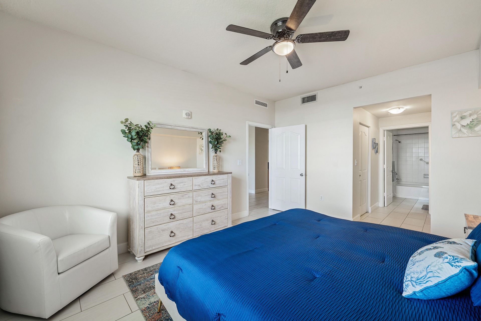 255 NE 3rd Avenue, Unit 2503, Delray Beach, FL 33444 Photo