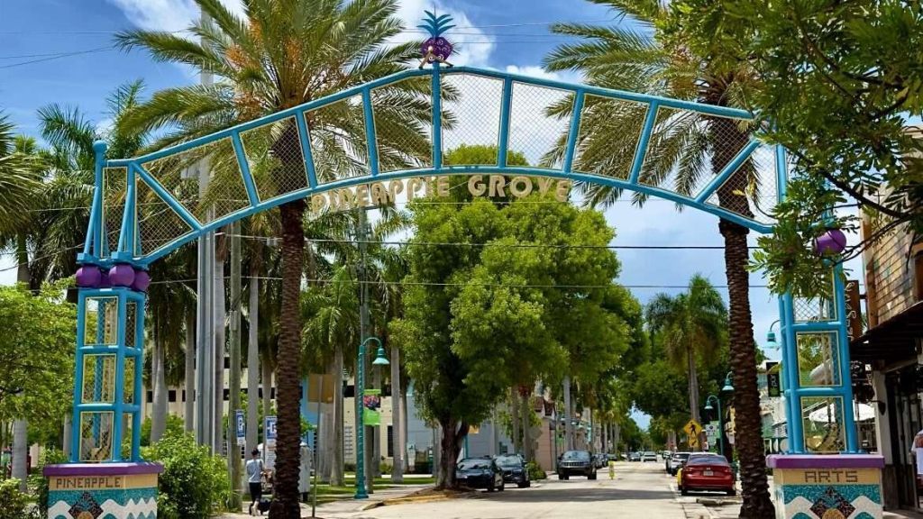 255 NE 3rd Avenue, Unit 2503, Delray Beach, FL 33444 Photo