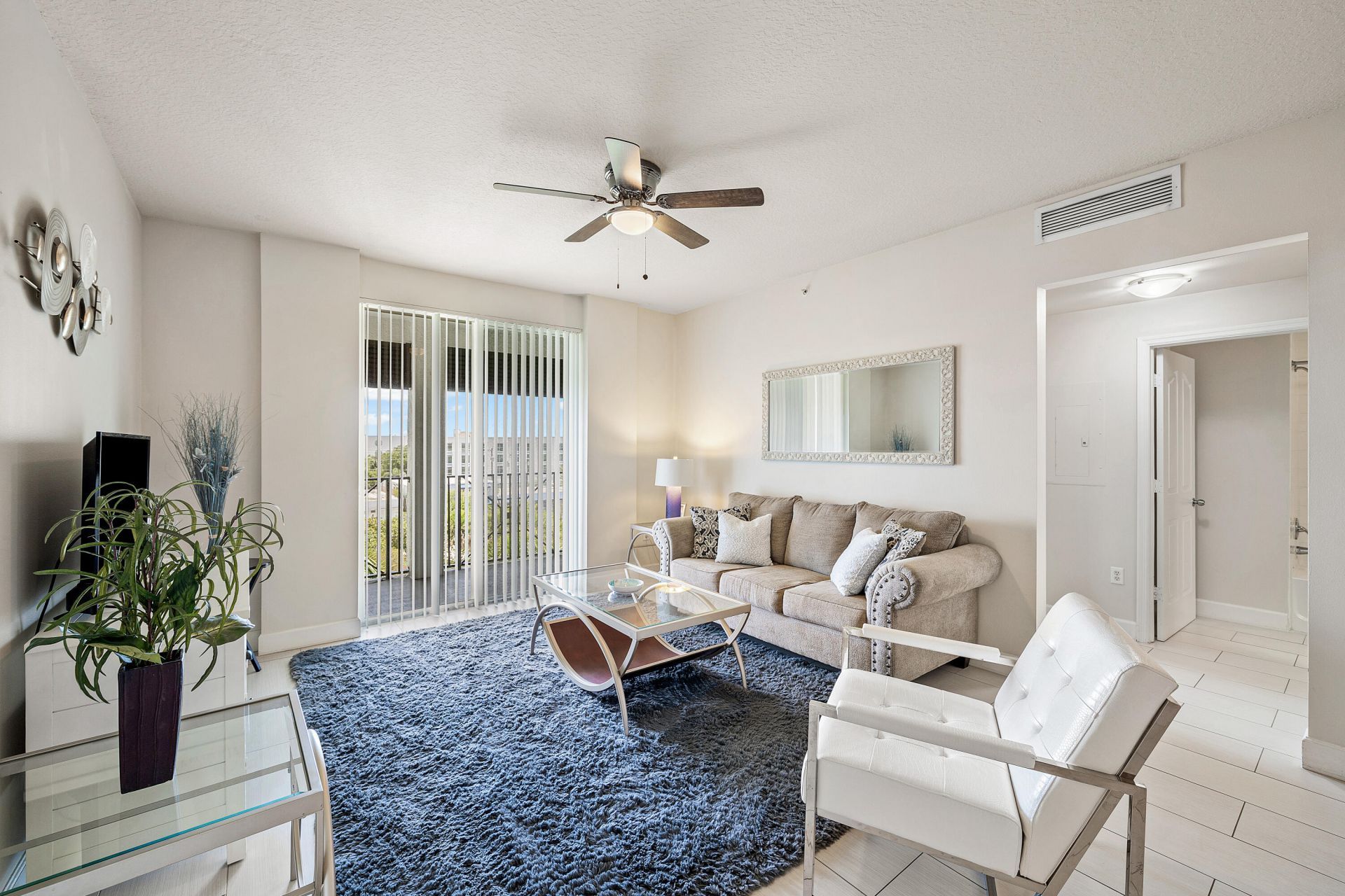 255 NE 3rd Avenue, Unit 2503, Delray Beach, FL 33444 Photo