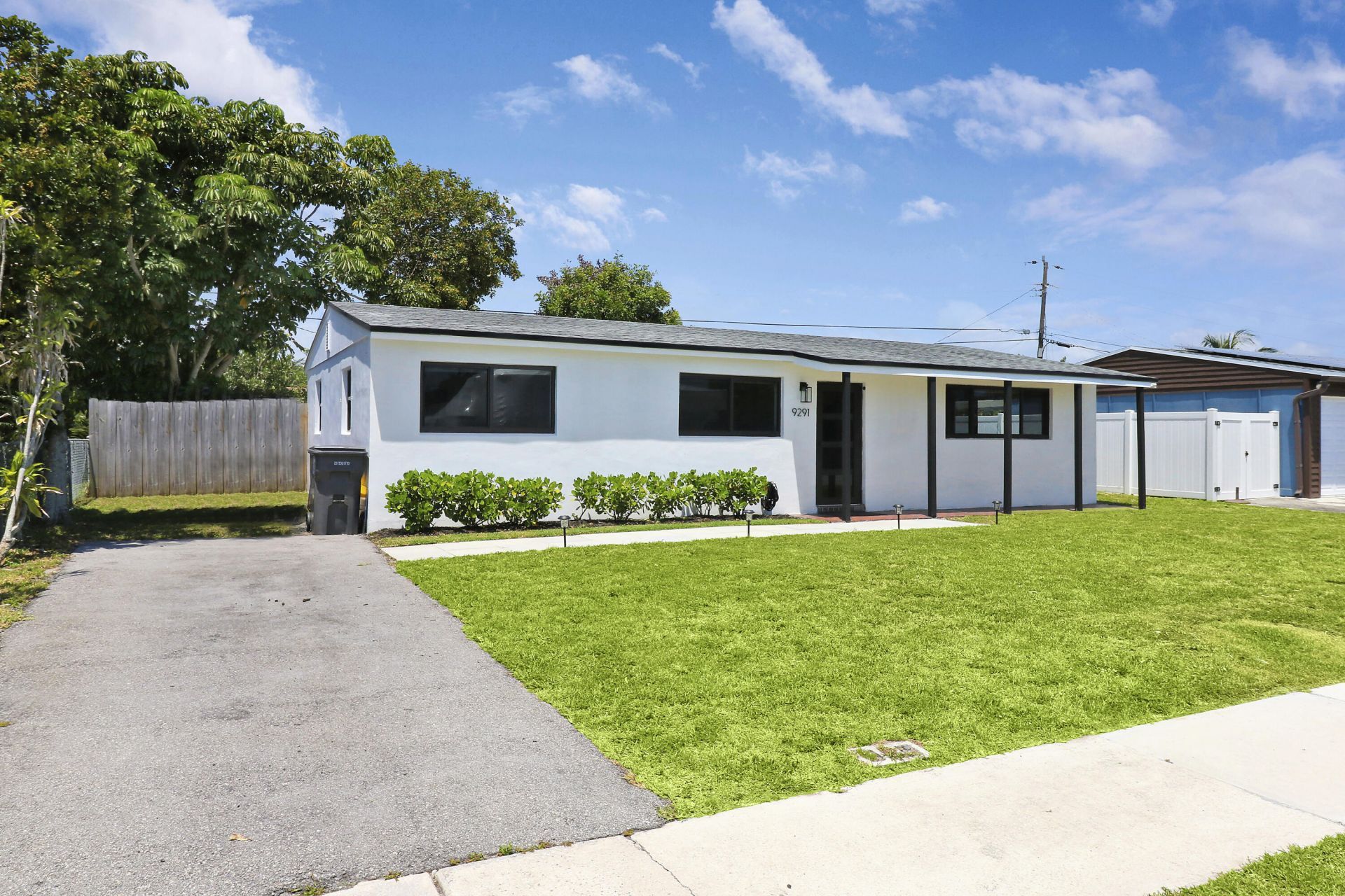 9291 Bloomfield Drive, Palm Beach Gardens, FL 33410 Photo