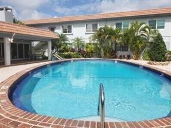 659 W Oakland Park Boulevard, Unit 204, Wilton Manors, FL 33311