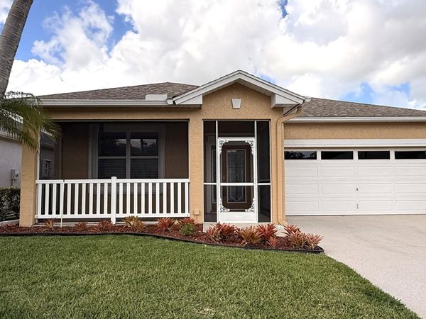 536 NW Portofino Lane, Port St. Lucie, FL 34986