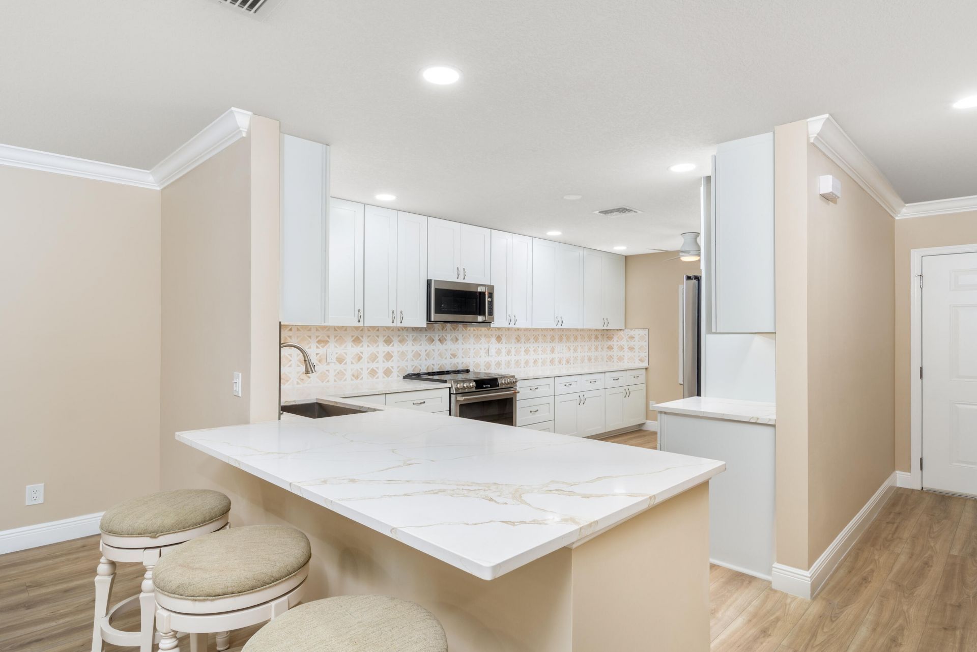 1600 SE Saint Lucie Boulevard, Unit 205, Stuart, FL 34996 Photo
