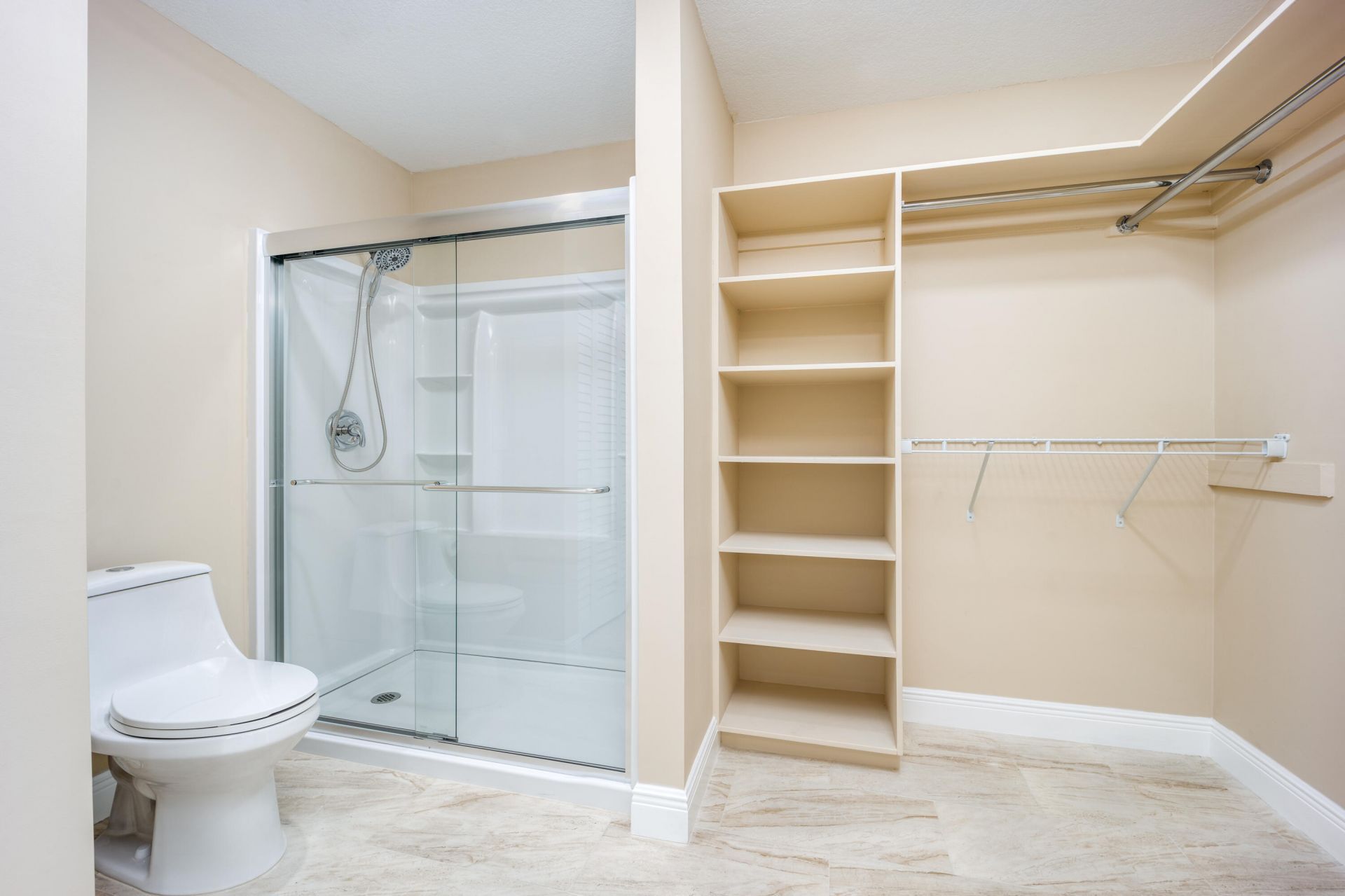 1600 SE Saint Lucie Boulevard, Unit 205, Stuart, FL 34996 Photo