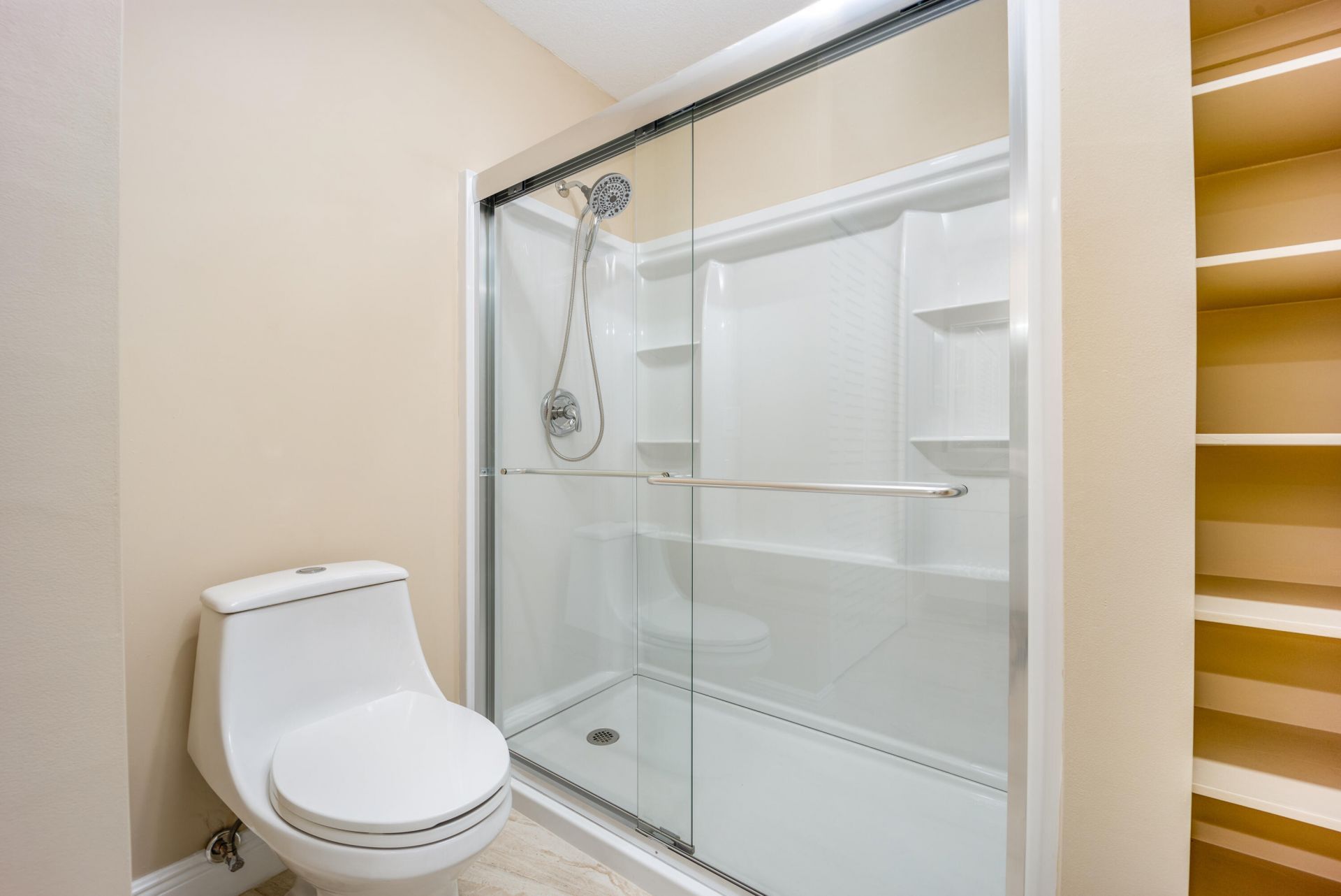 1600 SE Saint Lucie Boulevard, Unit 205, Stuart, FL 34996 Photo