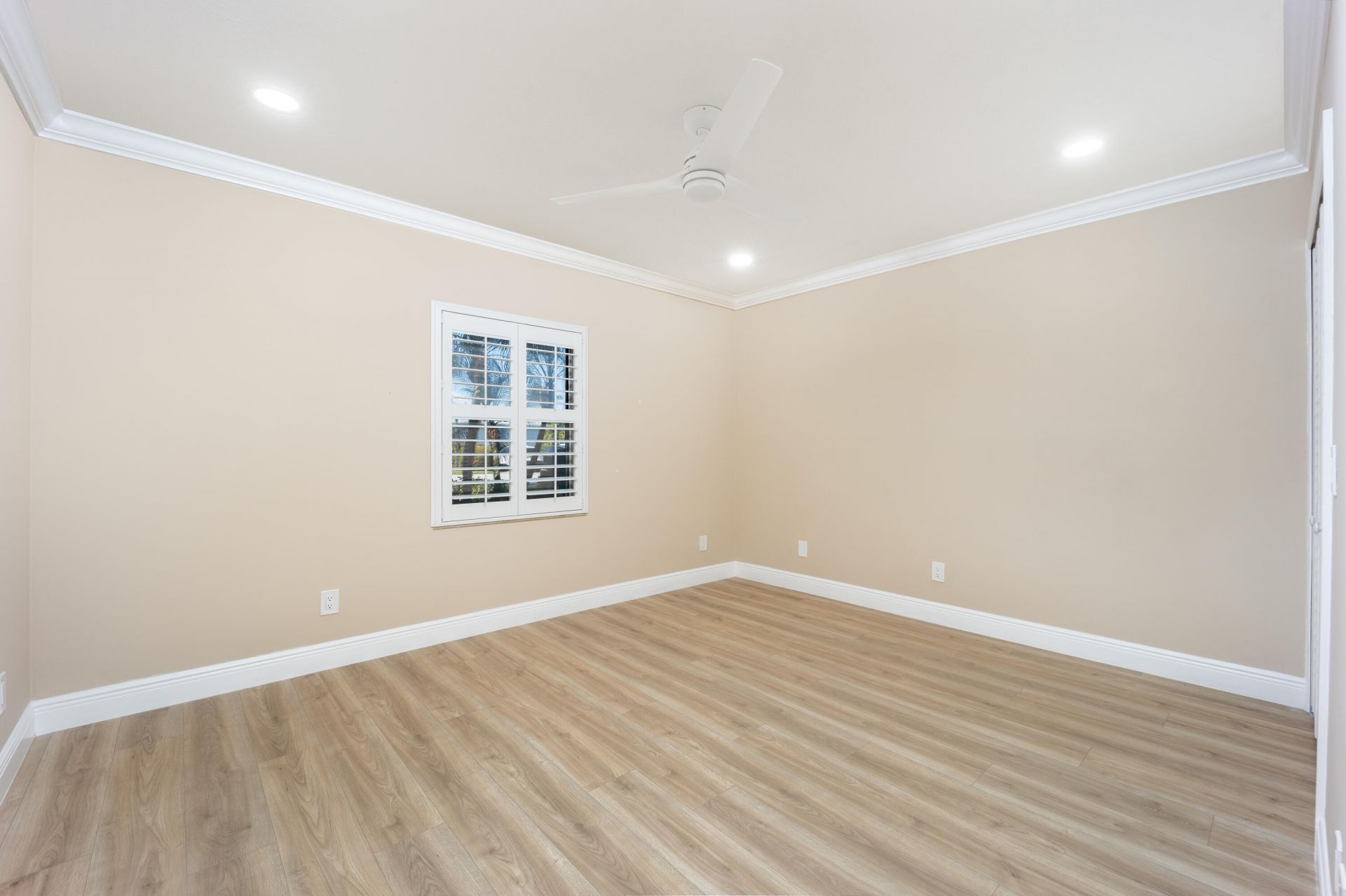 1600 SE Saint Lucie Boulevard, Unit 205, Stuart, FL 34996 Photo