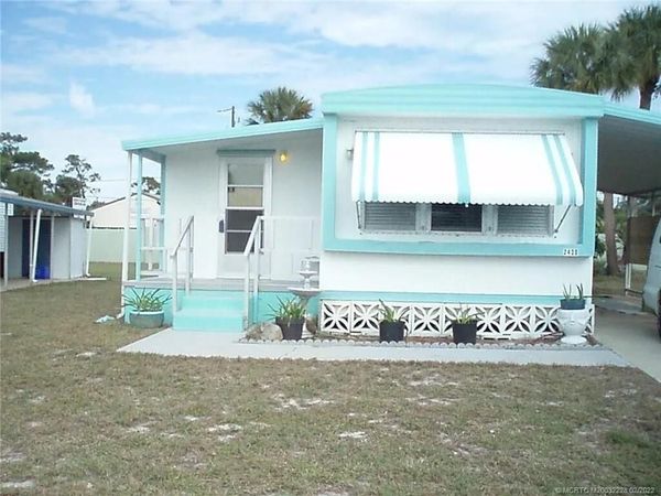 2430 SE Penny Lane, Stuart, FL 34994