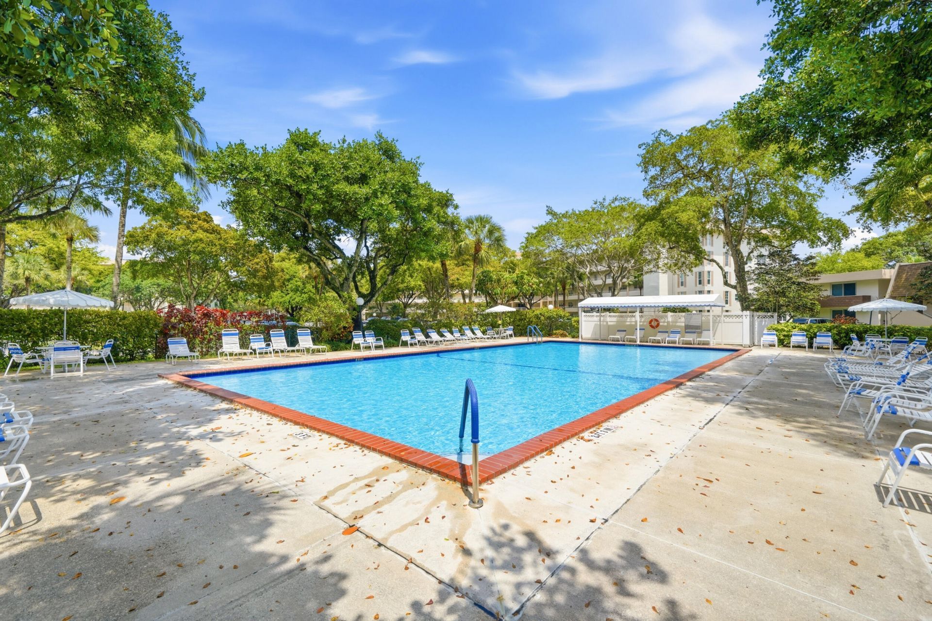 3800 Oaks Clubhouse Drive, Unit 410, Pompano Beach, FL 33069 Photo