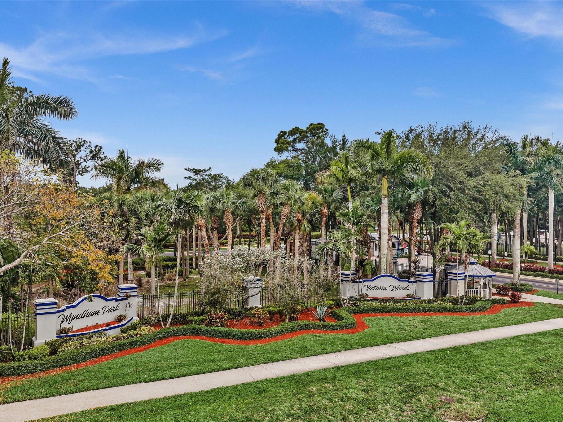 5610 Dewberry Way, West Palm Beach, FL 33415 Photo