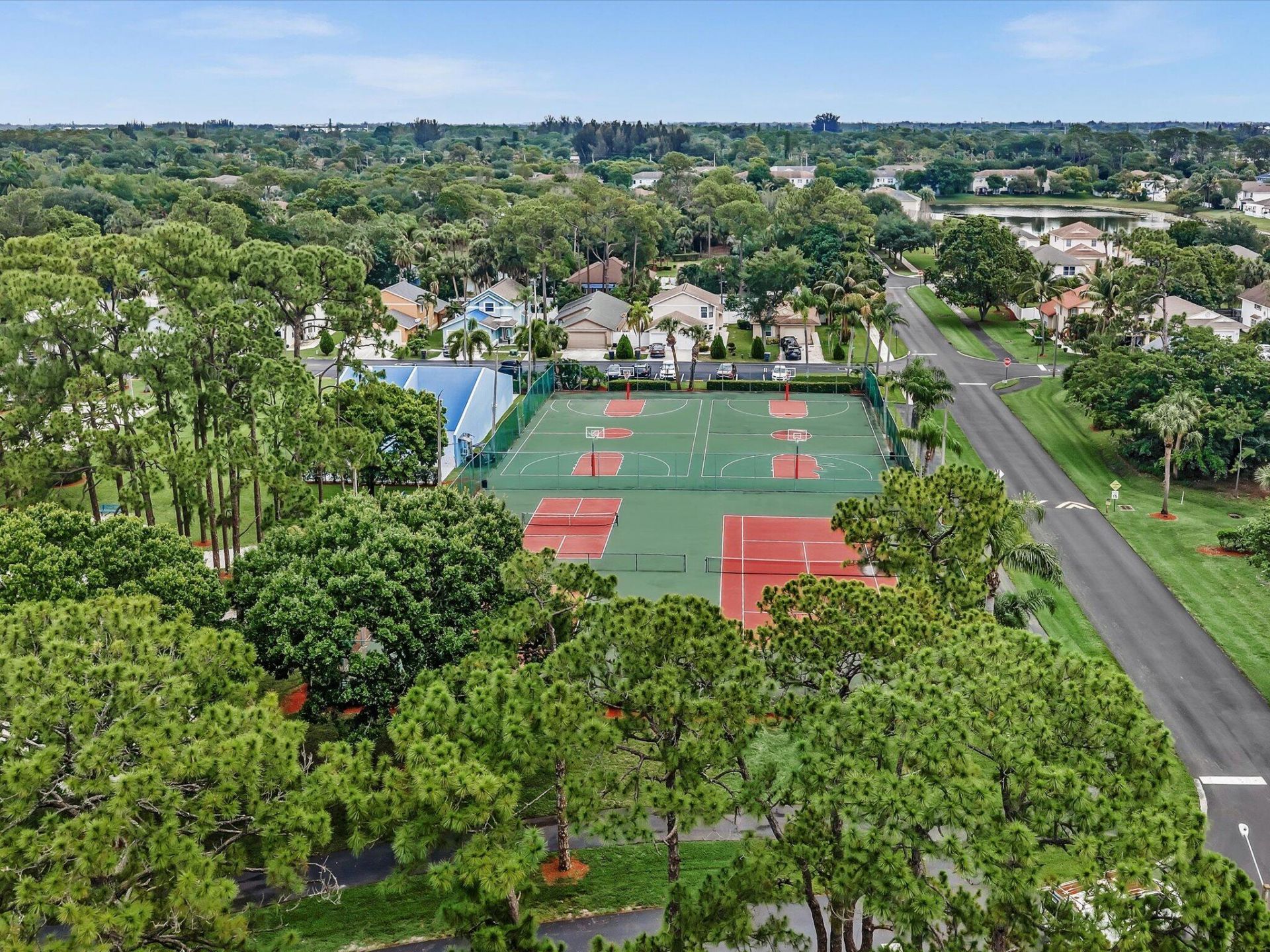 5610 Dewberry Way, West Palm Beach, FL 33415 Photo