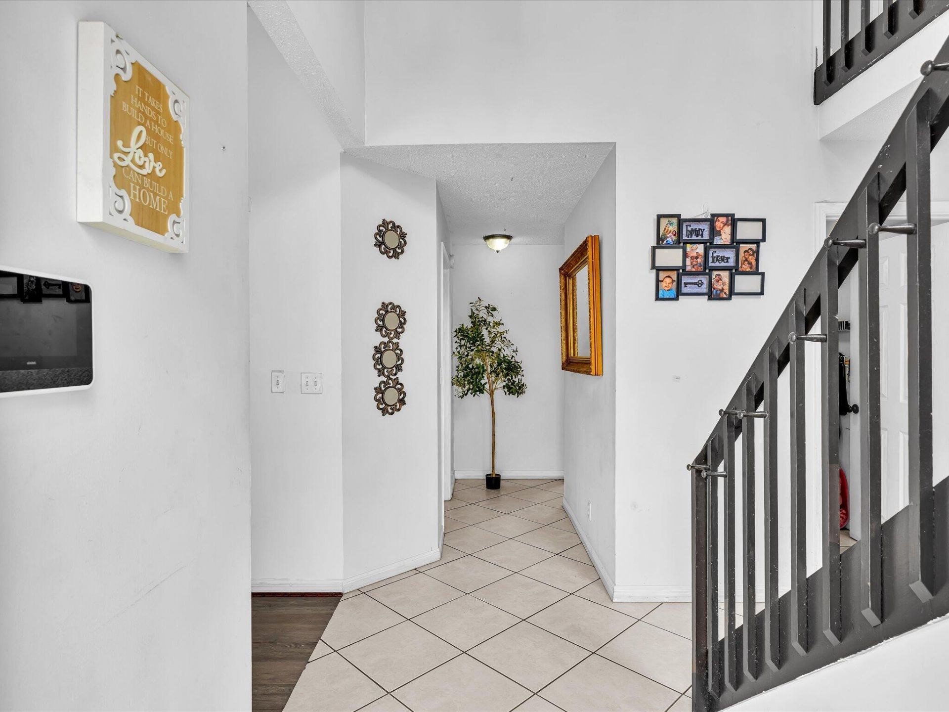 5610 Dewberry Way, West Palm Beach, FL 33415 Photo