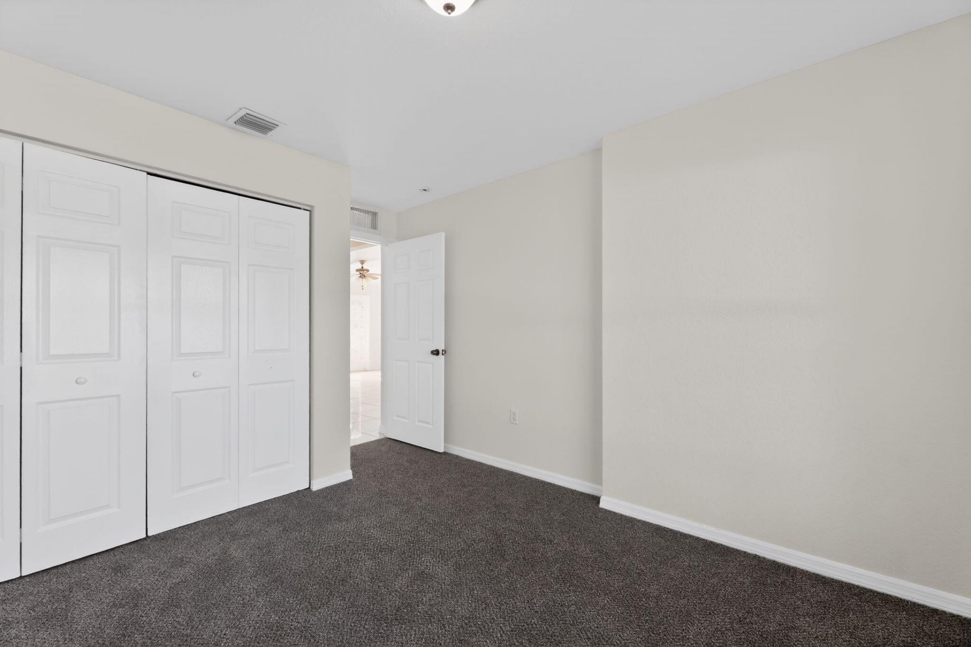 138 Dabou Loop, Belle Glade, FL 33430 Photo