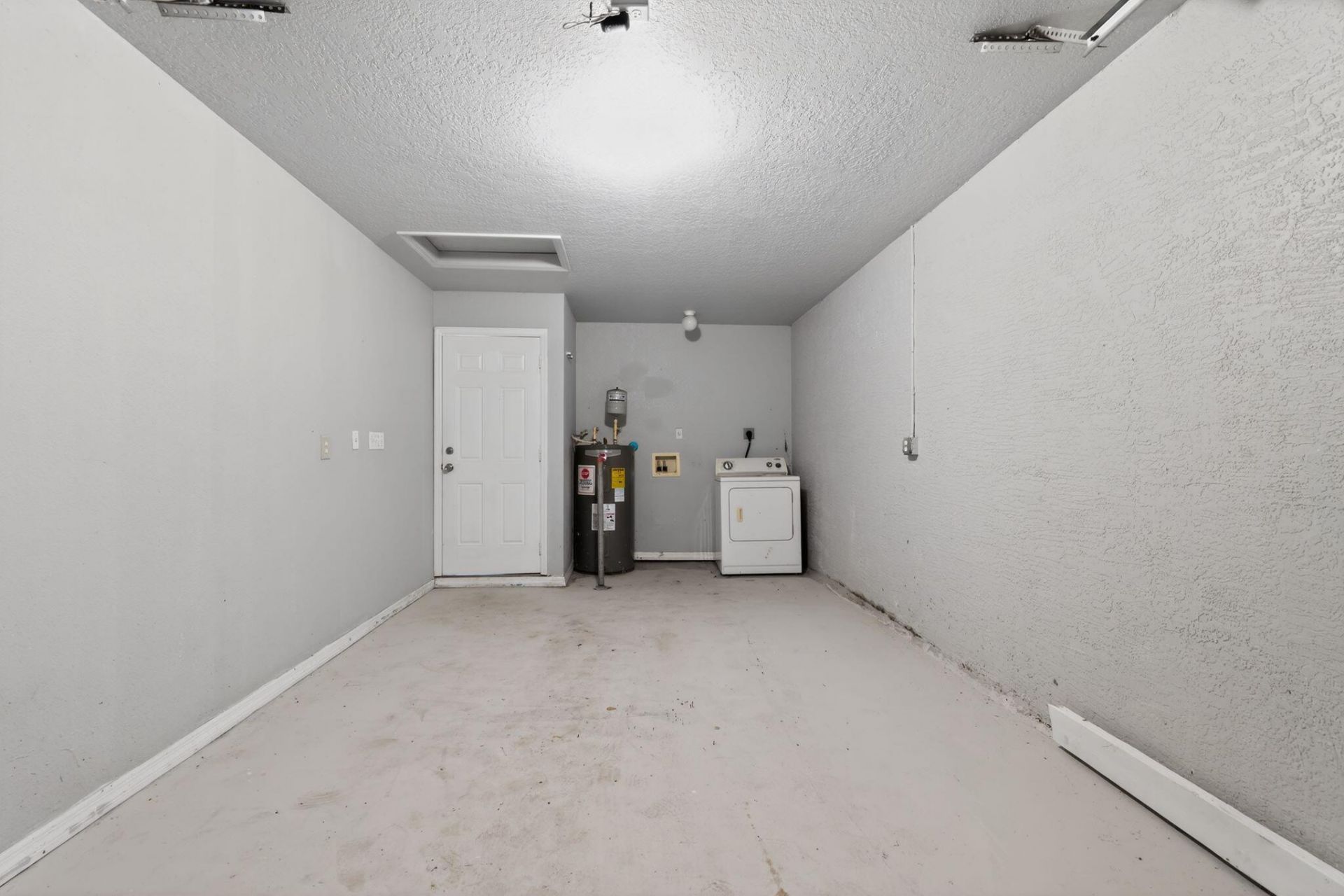 138 Dabou Loop, Belle Glade, FL 33430 Photo