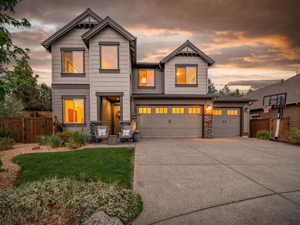 61060 SE Stari Most Loop, Bend, OR 97702