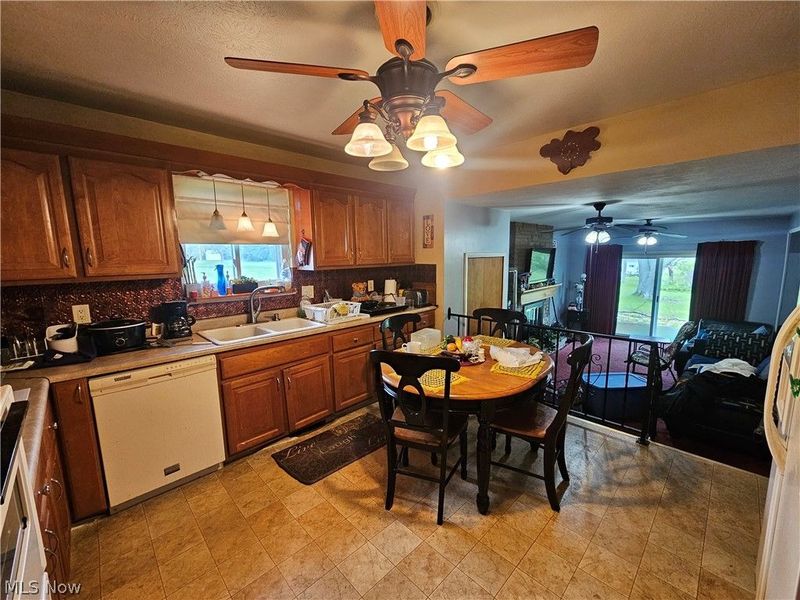5427 Mardale Avenue, Bedford, OH 44146 Photo 8
