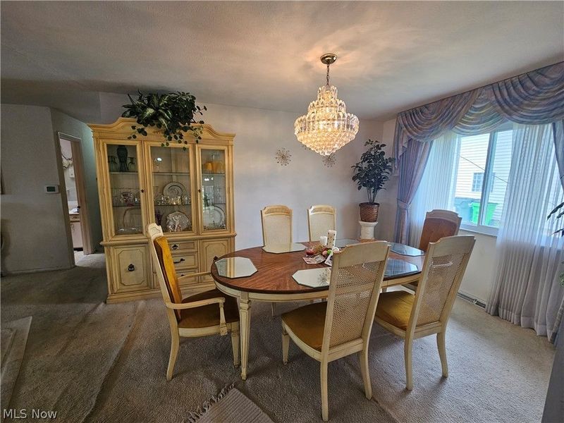5427 Mardale Avenue, Bedford, OH 44146 Photo 9