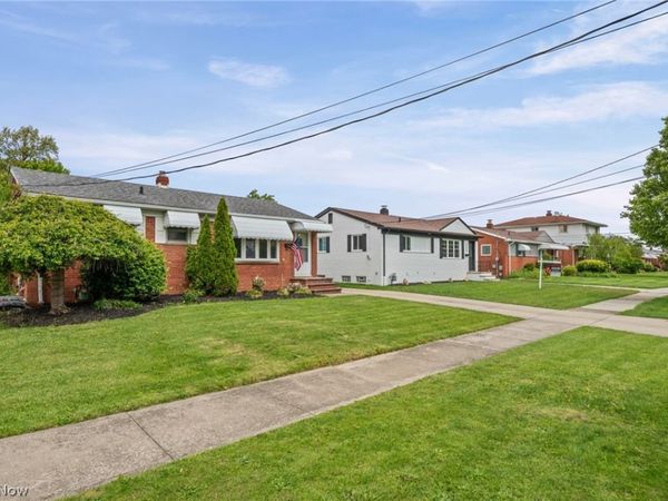 14316 Parkman Boulevard , Brook Park, OH 44142