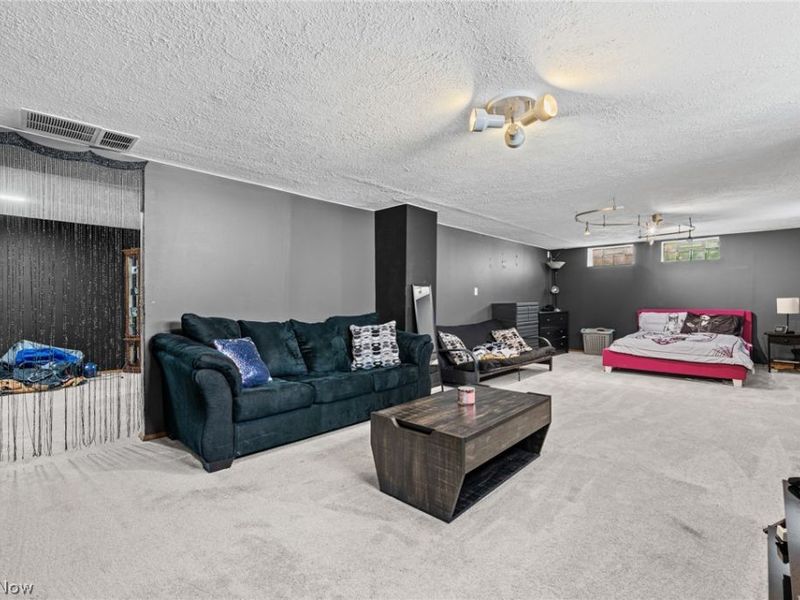 14316 Parkman Boulevard, Brook Park, OH 44142 Photo 28
