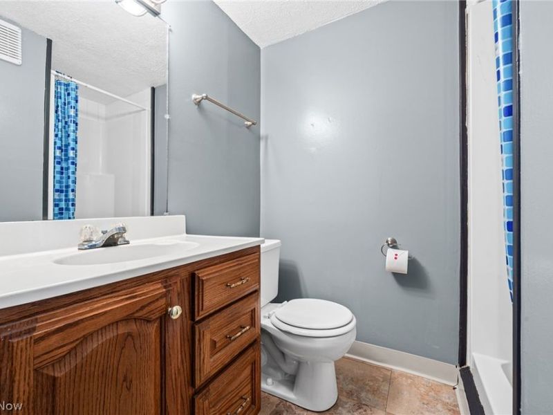 14316 Parkman Boulevard, Brook Park, OH 44142 Photo 31