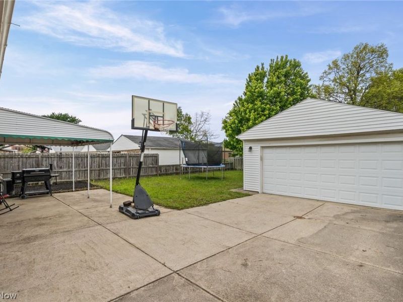 14316 Parkman Boulevard, Brook Park, OH 44142 Photo 35