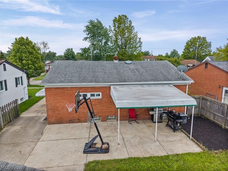 14316 Parkman Boulevard, Brook Park, OH 44142 Photo 41